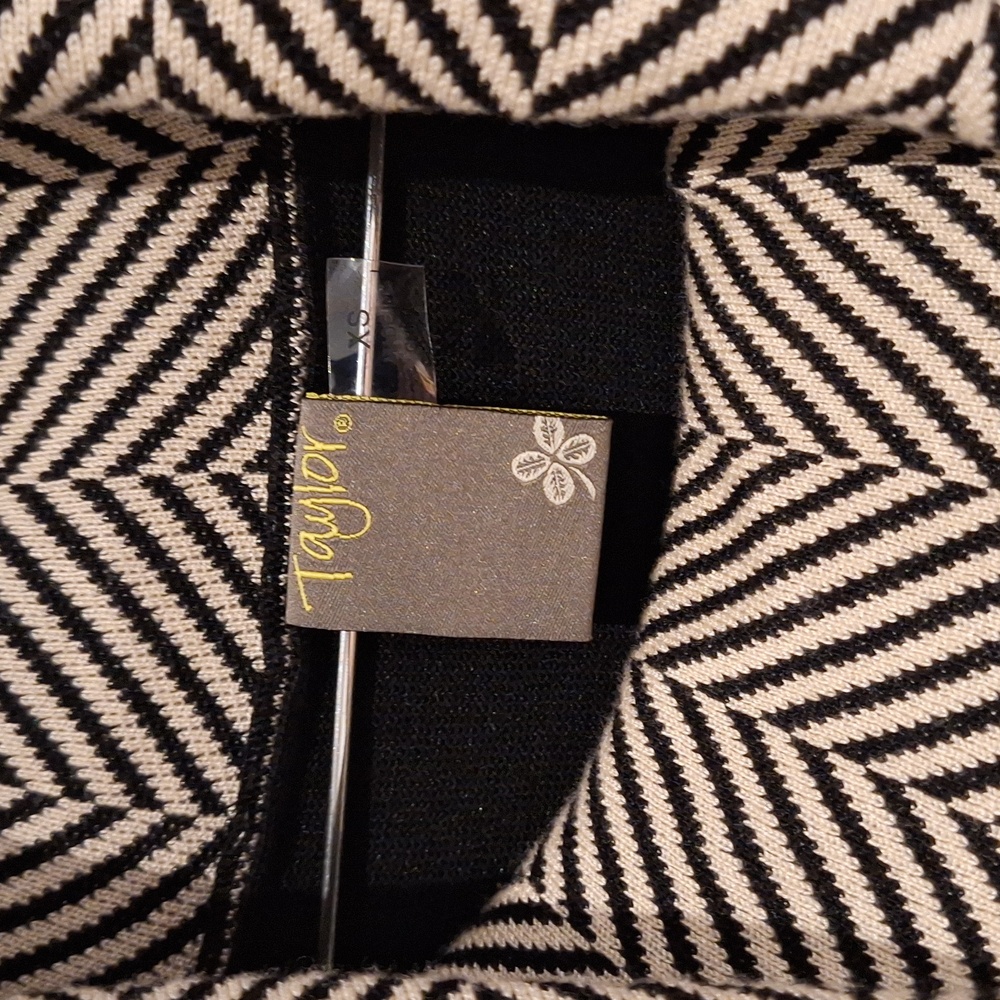 Taylor Black And White knit dress size XS - Picture 5 of 7